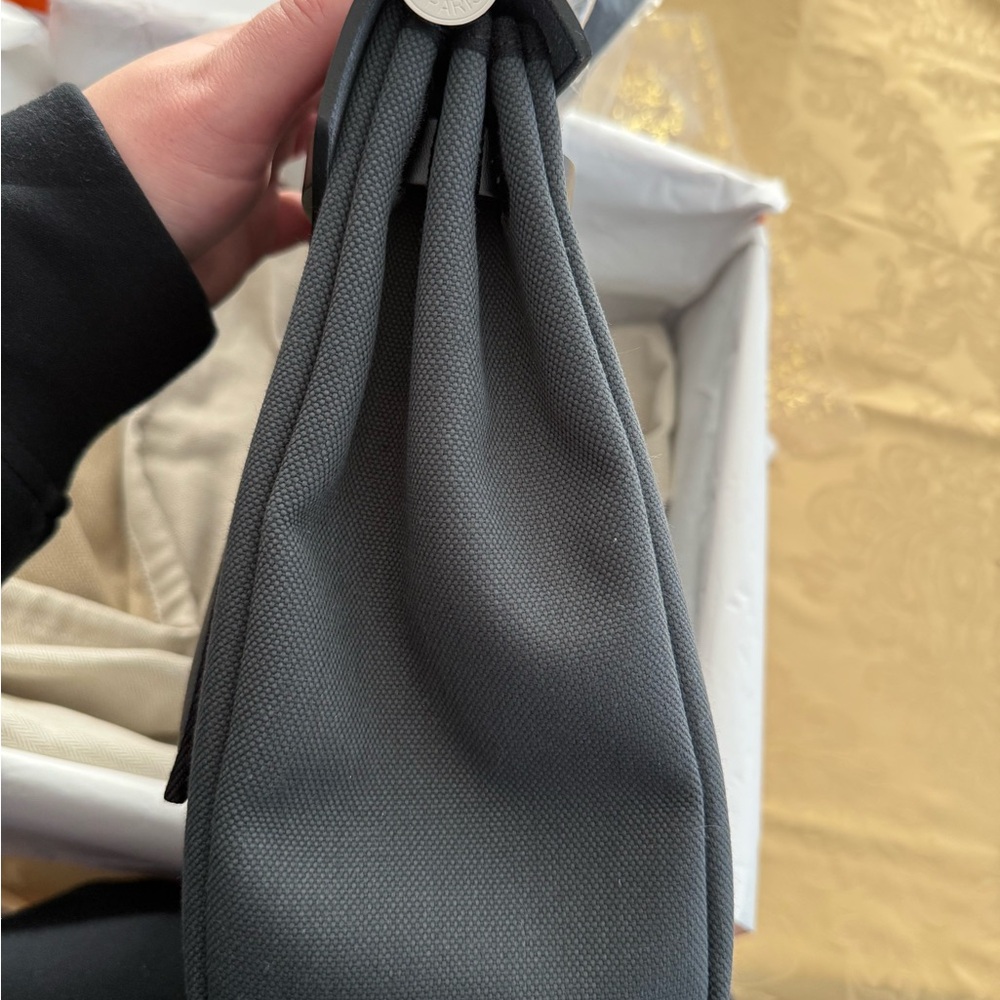 Hermes Herbag 31 Dark Gray Tote Bag with silver hardware - Picture 7 of 12